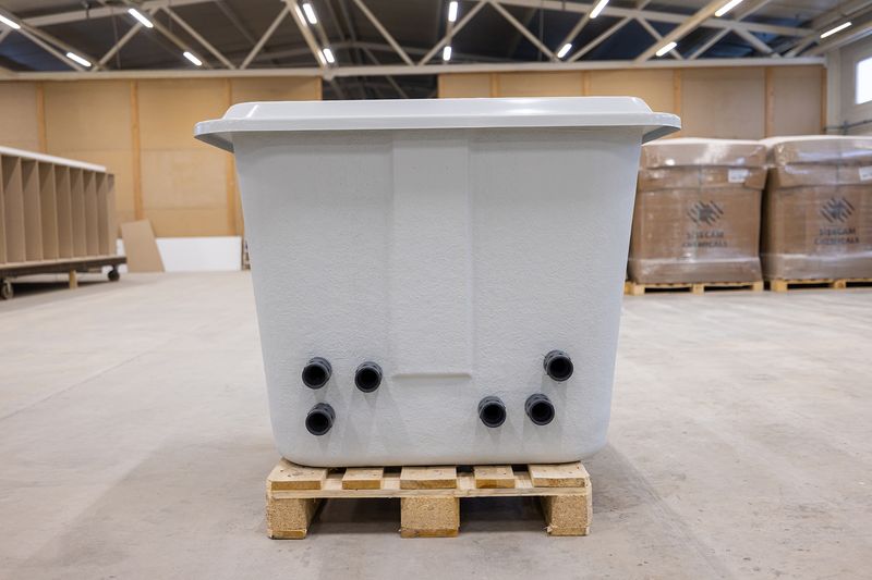 Sandfilter renseanlegg i glassfiberboks til svømmebasseng